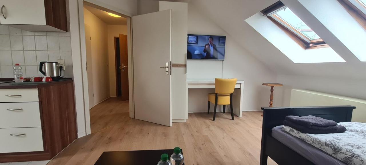Ganze 2 Raum Ferienwohnung Rechts Baderitz Exterior photo